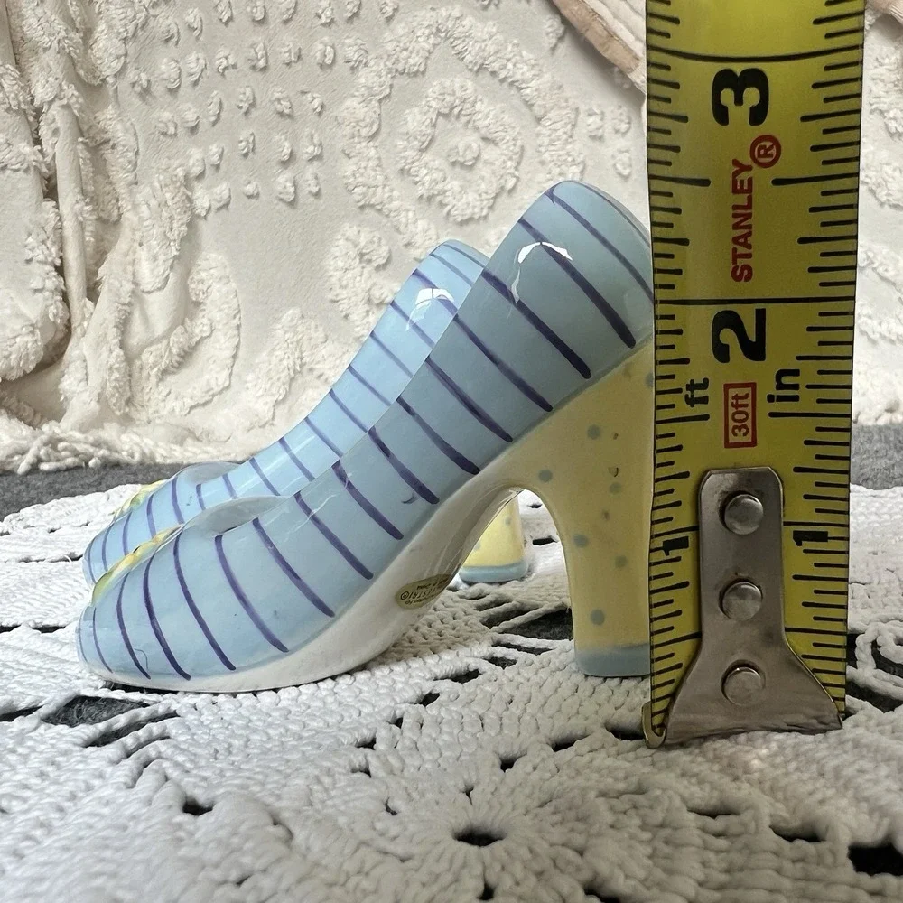 Silvestre High Heel‎ Vintage Shoes Salt & Pepper Shakers
